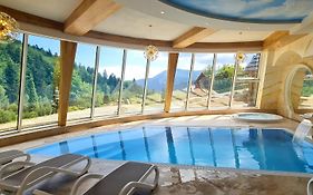 Krupówka Mountain Resort Szczyrk - Widokowy hotel z basenami&wellness